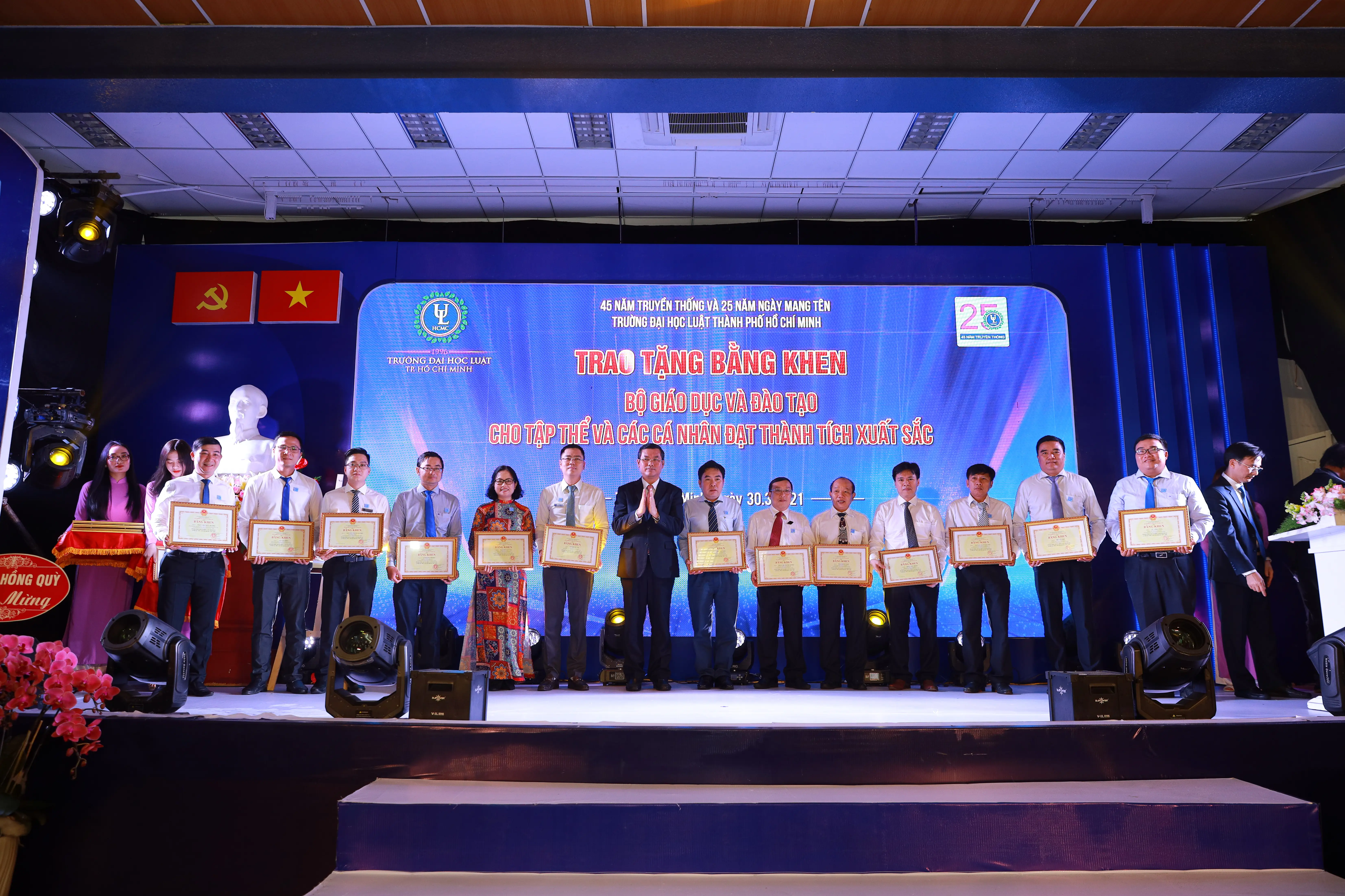 Đối tác quốc tế