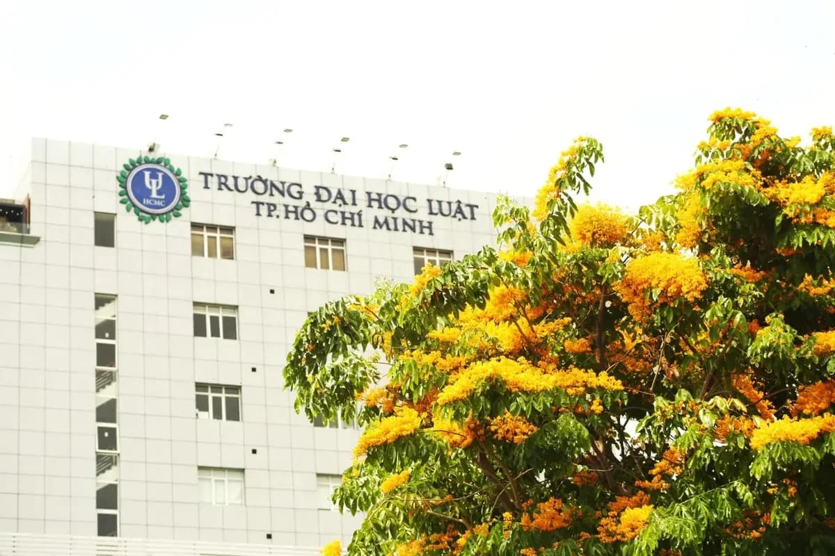 Trường Đại học Luật TP.HCM tổ chức chương trình teambuidling “ULAW Day 2026”: Gắn kết nội lực – Lan toả giá trị cộng đồng